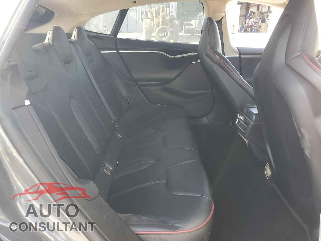 TESLA MODEL S 2013 - 5YJSA1DP3DFP14053