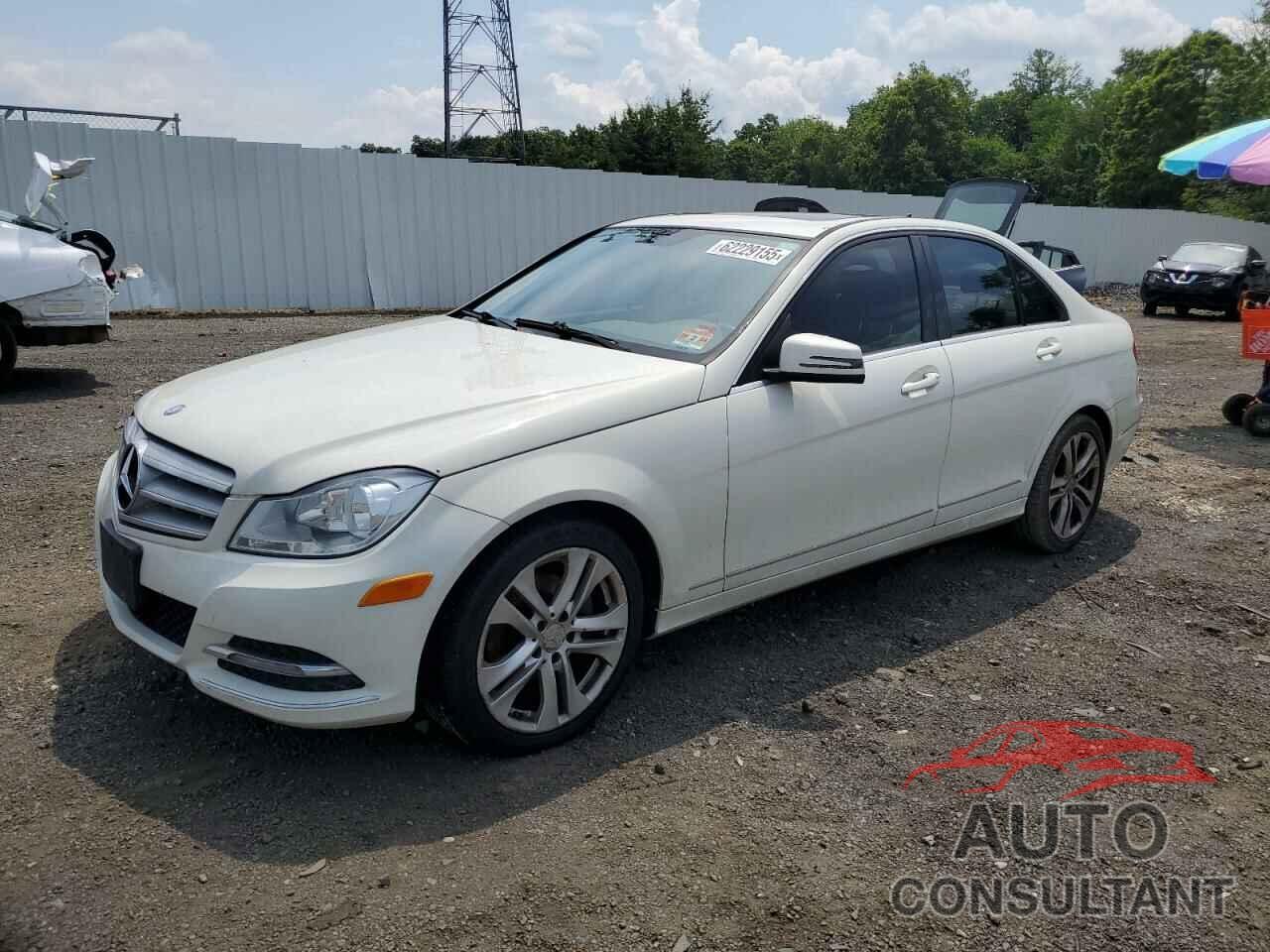 MERCEDES-BENZ C-CLASS 2012 - WDDGF8BB7CR193120