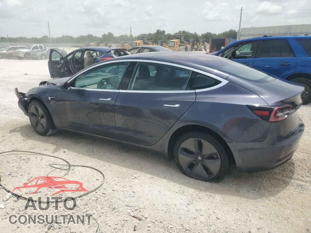 TESLA MODEL 3 2018 - 5YJ3E1EA5JF123513