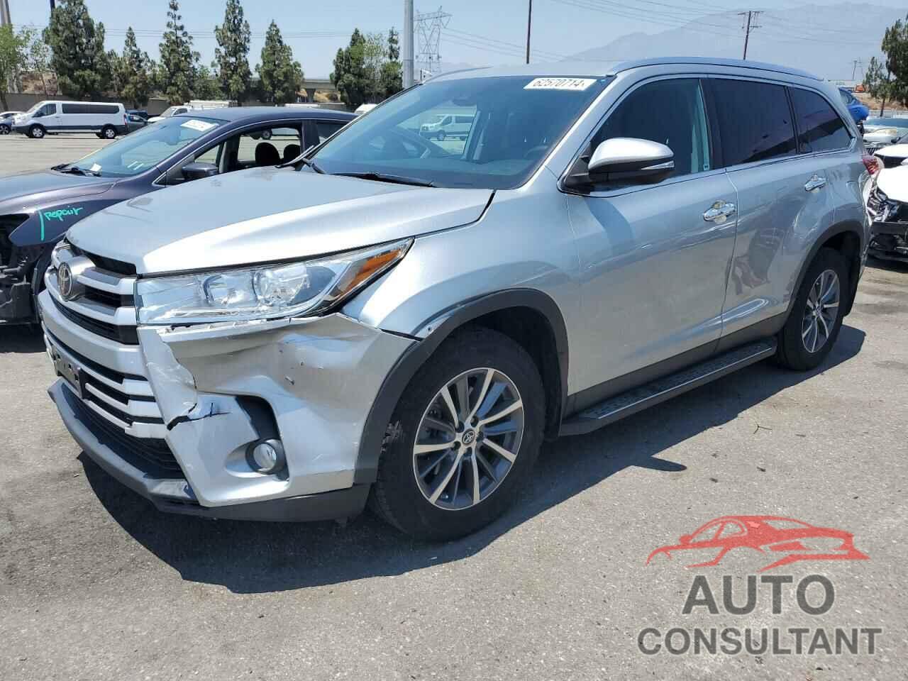 TOYOTA HIGHLANDER 2019 - 5TDKZRFHXKS571723