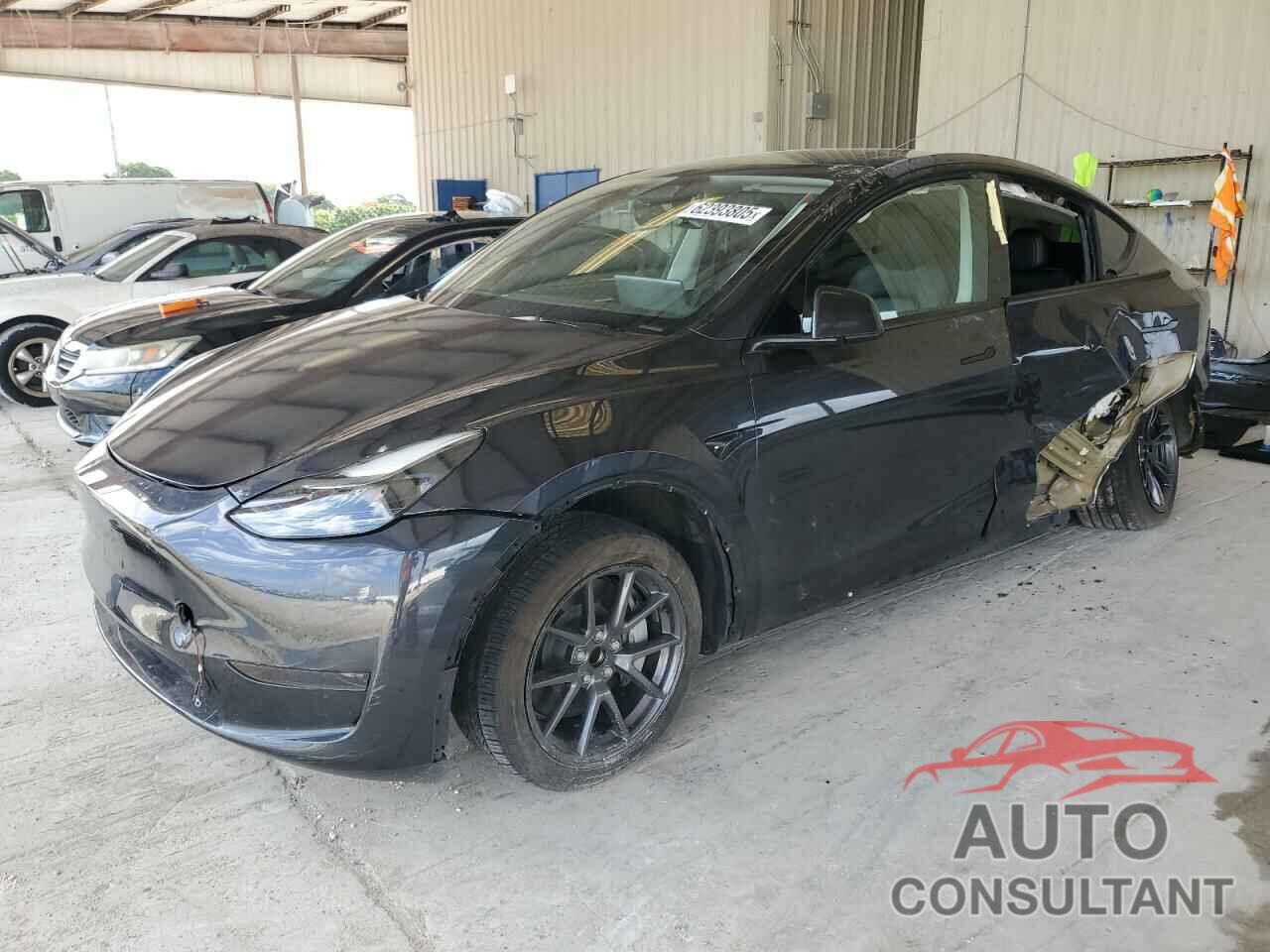 TESLA MODEL Y 2024 - 7SAYGDED4RF102968