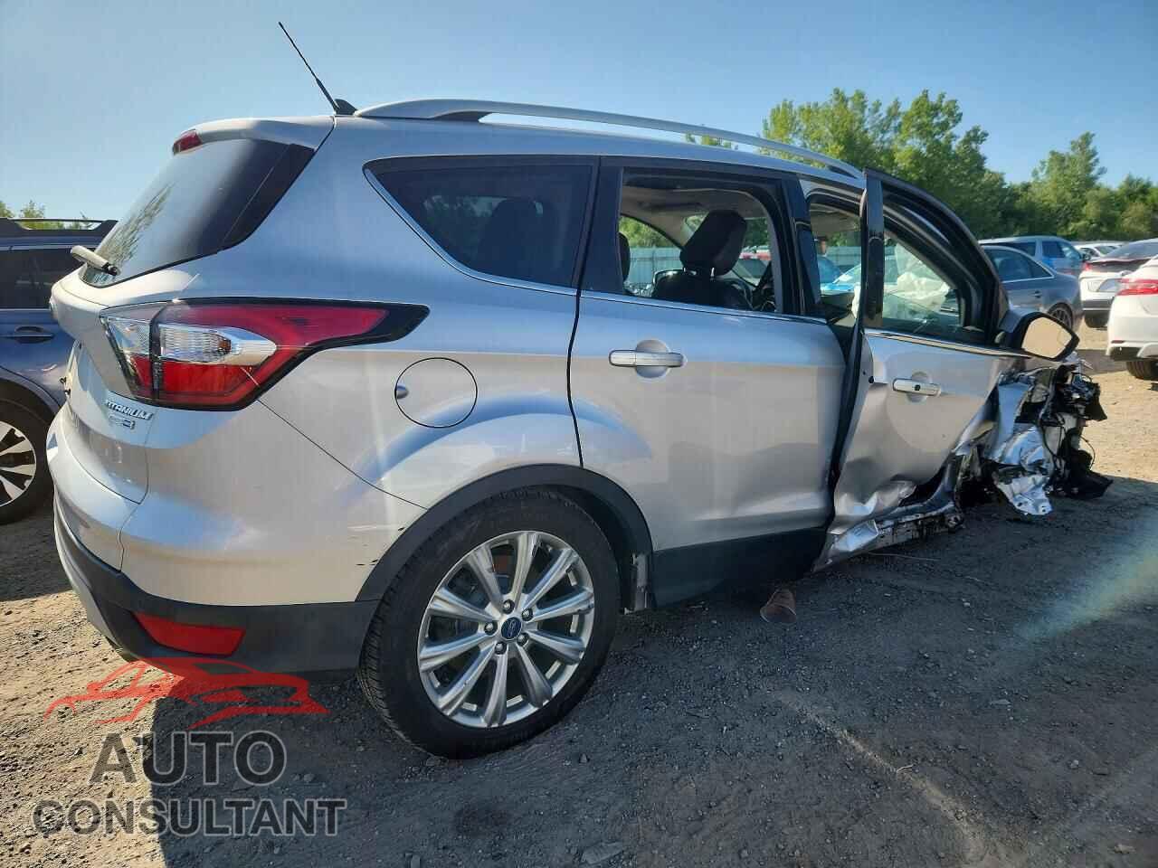 FORD ESCAPE 2018 - 1FMCU9J97JUD53019