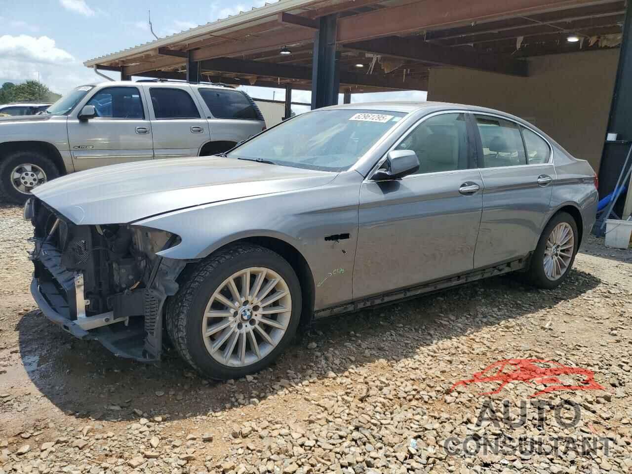 BMW 5 SERIES 2013 - WBAFR7C54DC823192