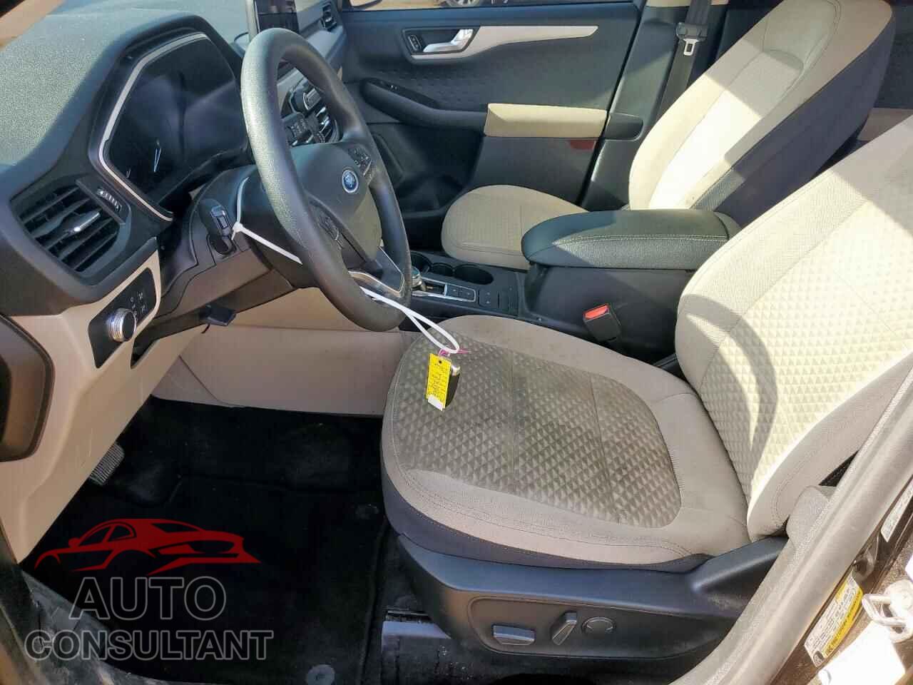 FORD ESCAPE 2020 - 1FMCU0G66LUB02682