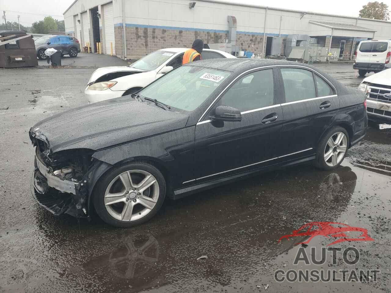 MERCEDES-BENZ C-CLASS 2011 - WDDGF8BB7BR156695