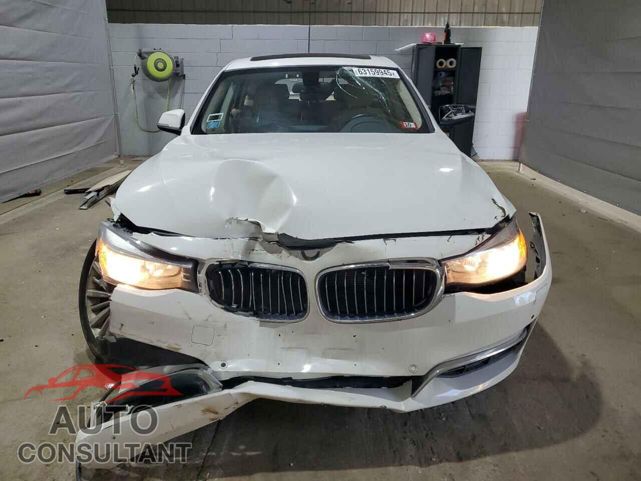 BMW 3 SERIES 2014 - WBA3X5C55ED556329