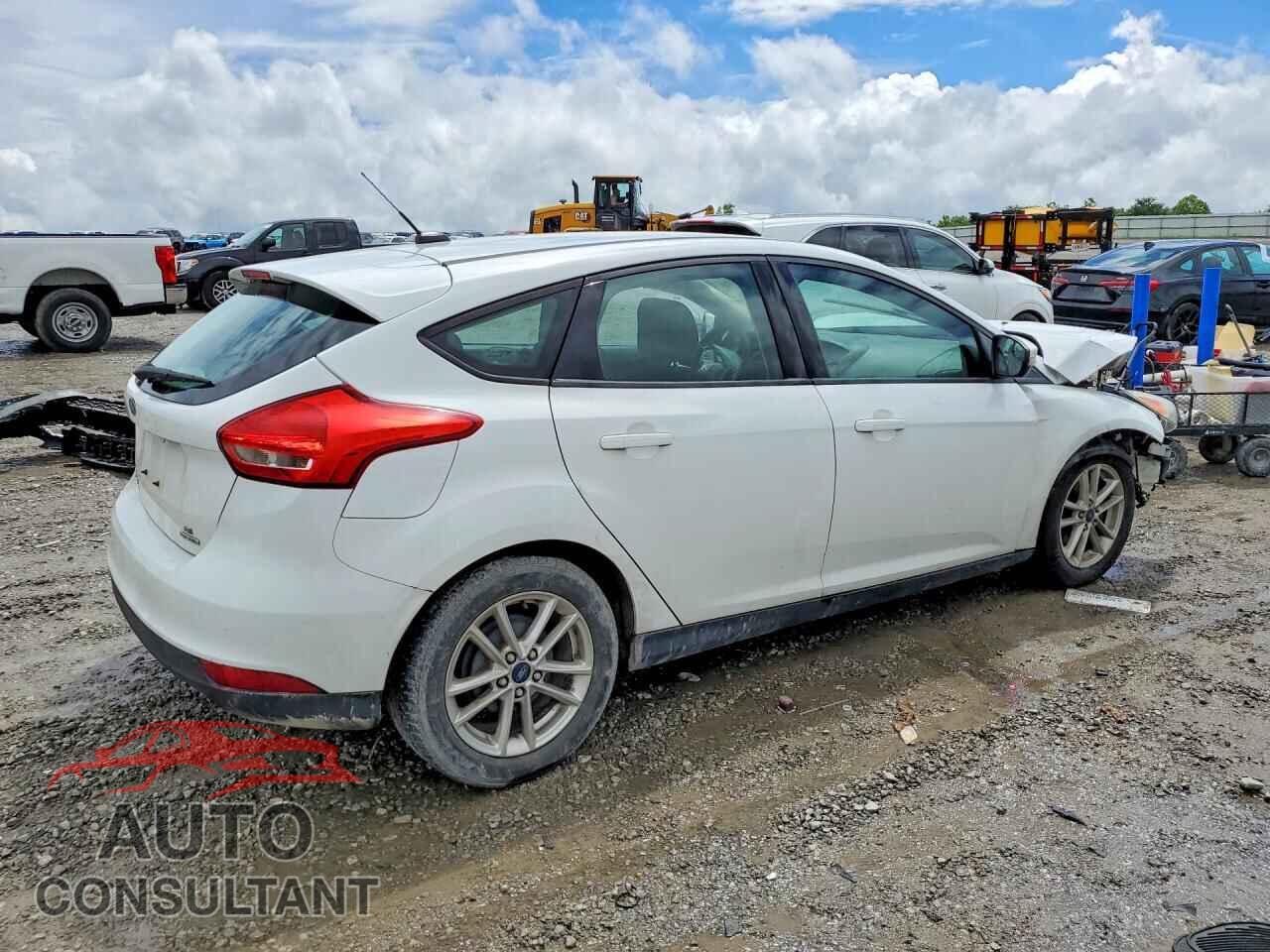 FORD FOCUS 2016 - 1FADP3K20GL374877