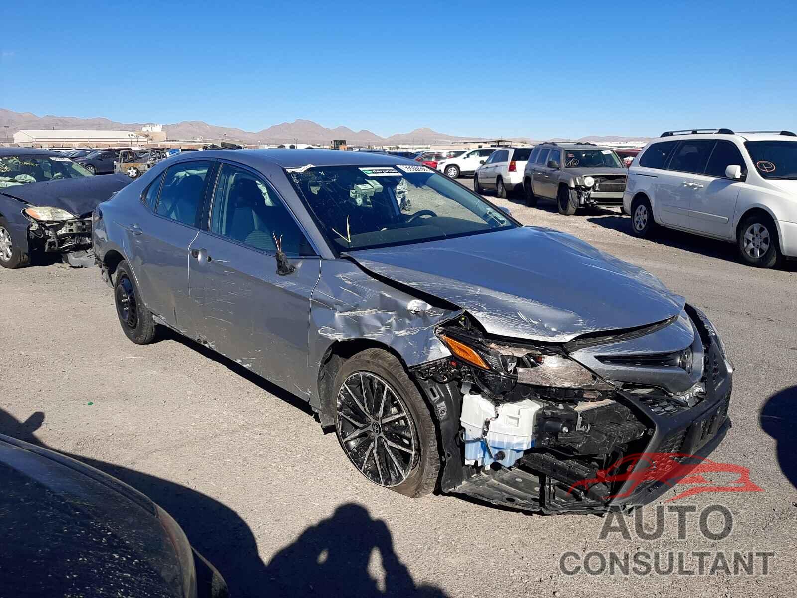 TOYOTA CAMRY 2021 - 4T1G11AK2MU406258