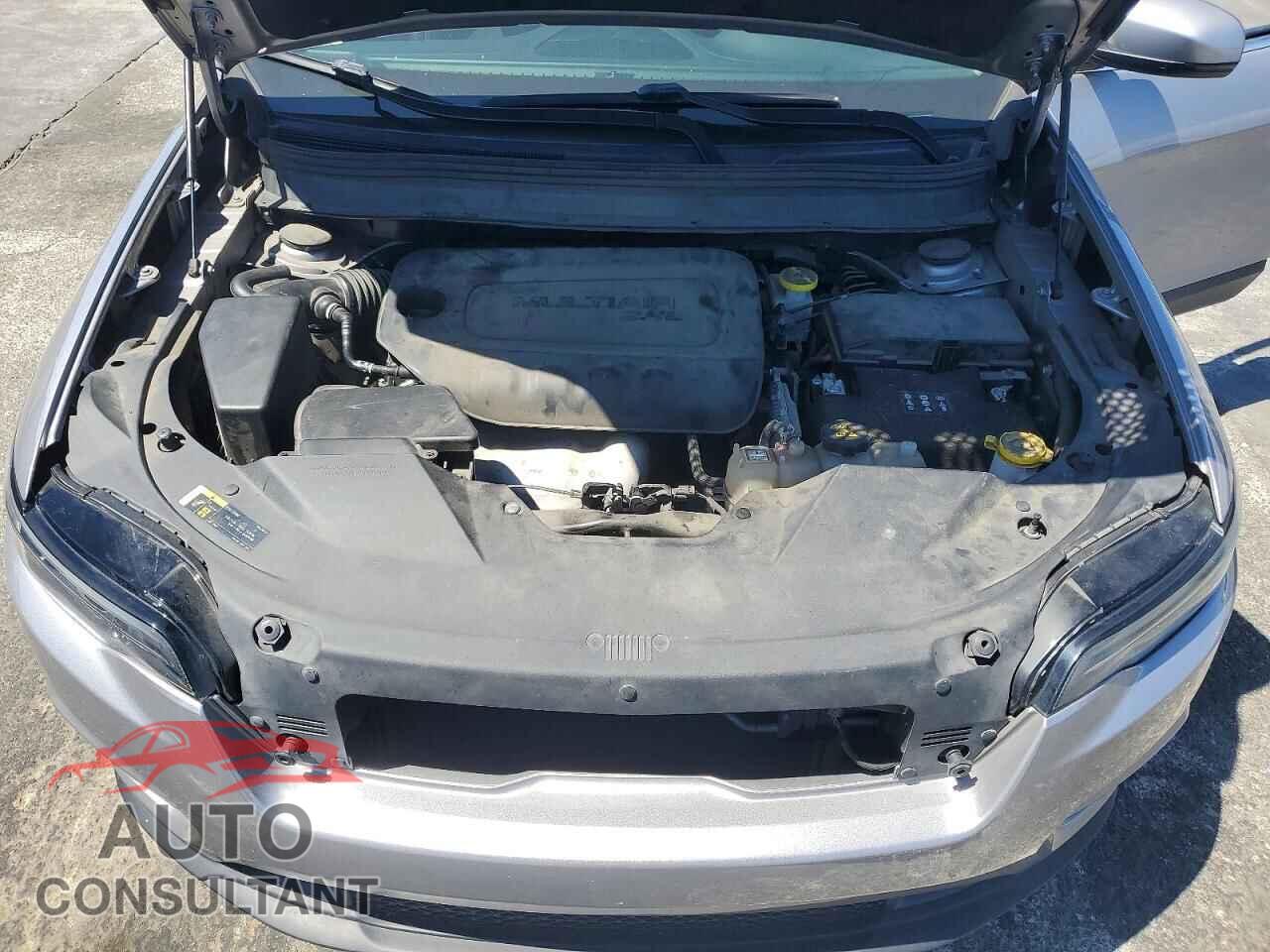 JEEP CHEROKEE 2019 - 1C4PJMLB7KD315096