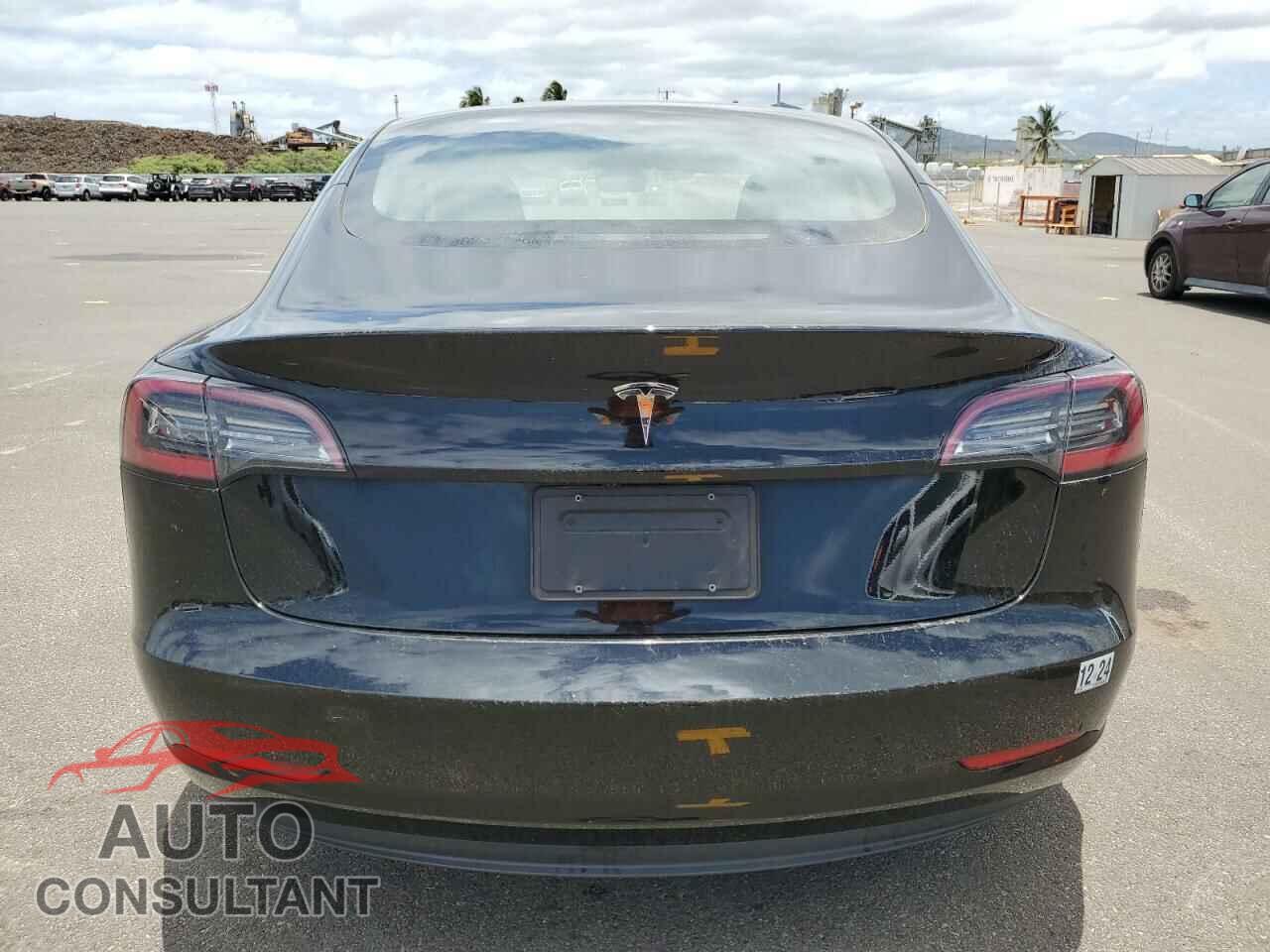 TESLA MODEL 3 2023 - 5YJ3E1EA7PF429489