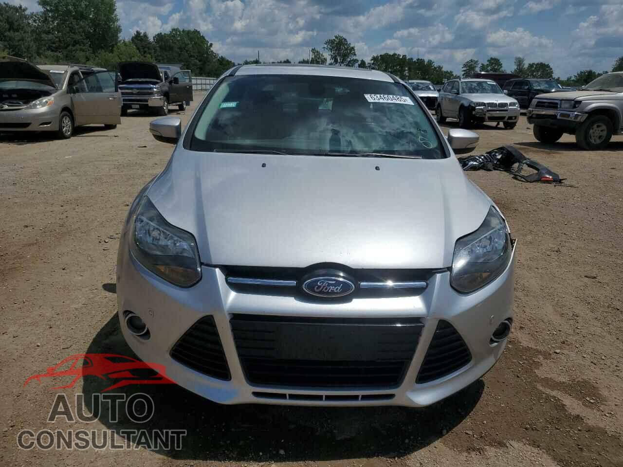 FORD FOCUS 2012 - 1FAHP3N24CL427622