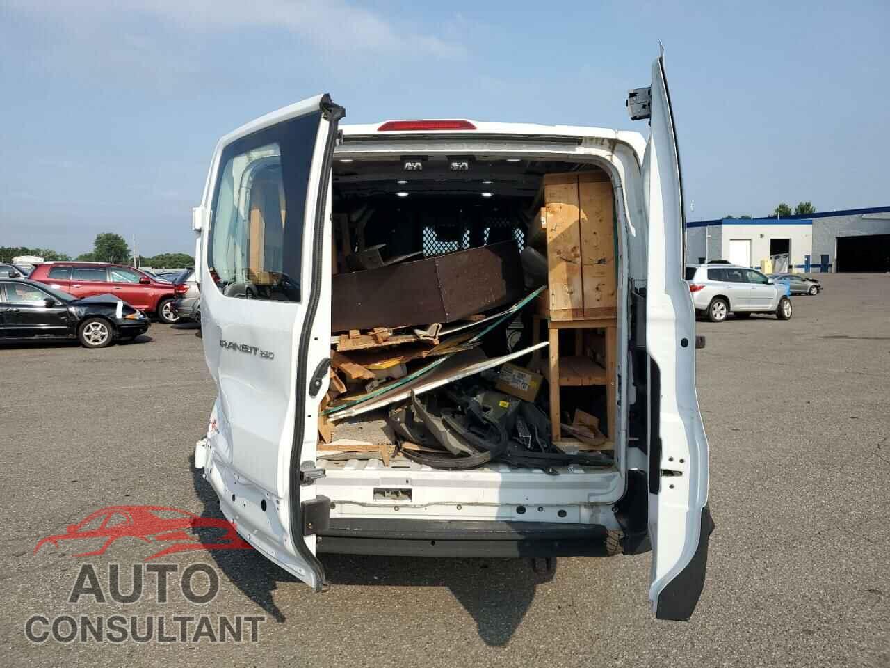 FORD TRANSIT 2019 - 1FTYR1ZM8KKA54982