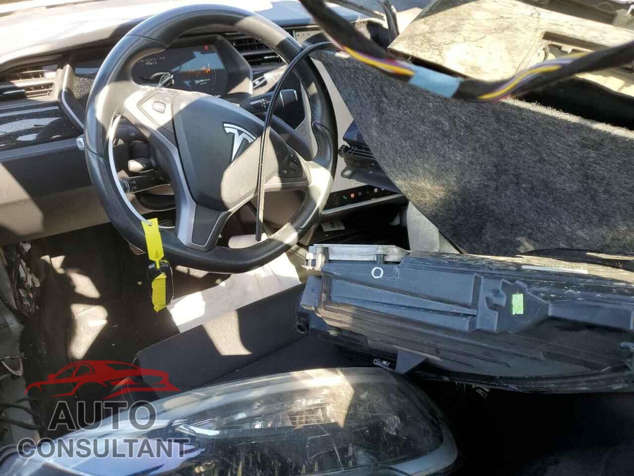TESLA MODEL S 2018 - 5YJSA1E28JF281666