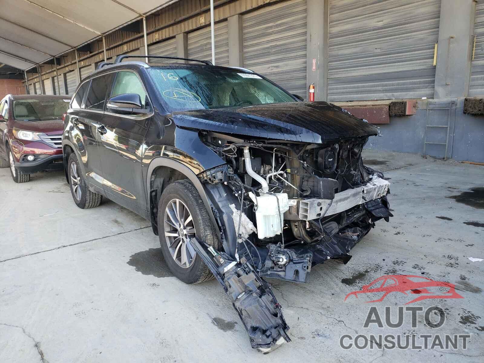 TOYOTA HIGHLANDER 2017 - 5TDJZRFH9HS512120