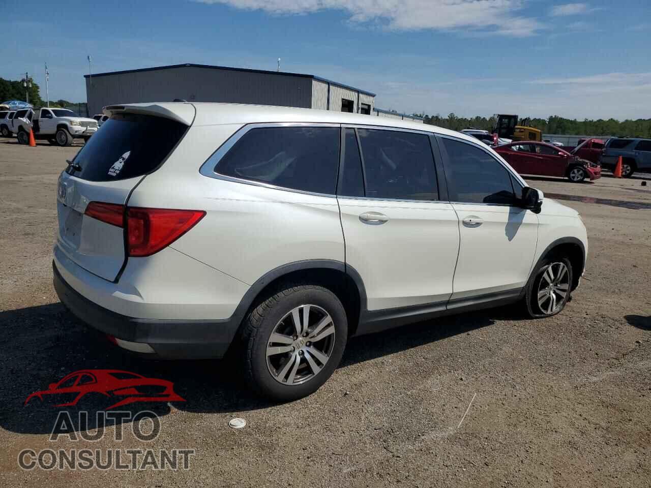 HONDA PILOT 2017 - 5FNYF5H58HB009590