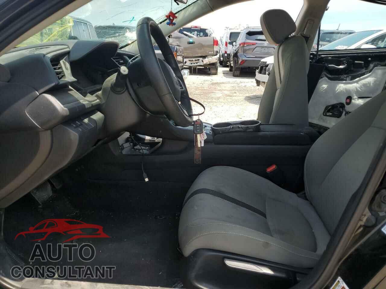 HONDA CIVIC 2019 - 2HGFC2F69KH582706