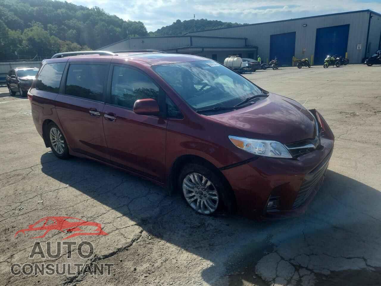 TOYOTA SIENNA 2018 - 5TDYZ3DC0JS906730