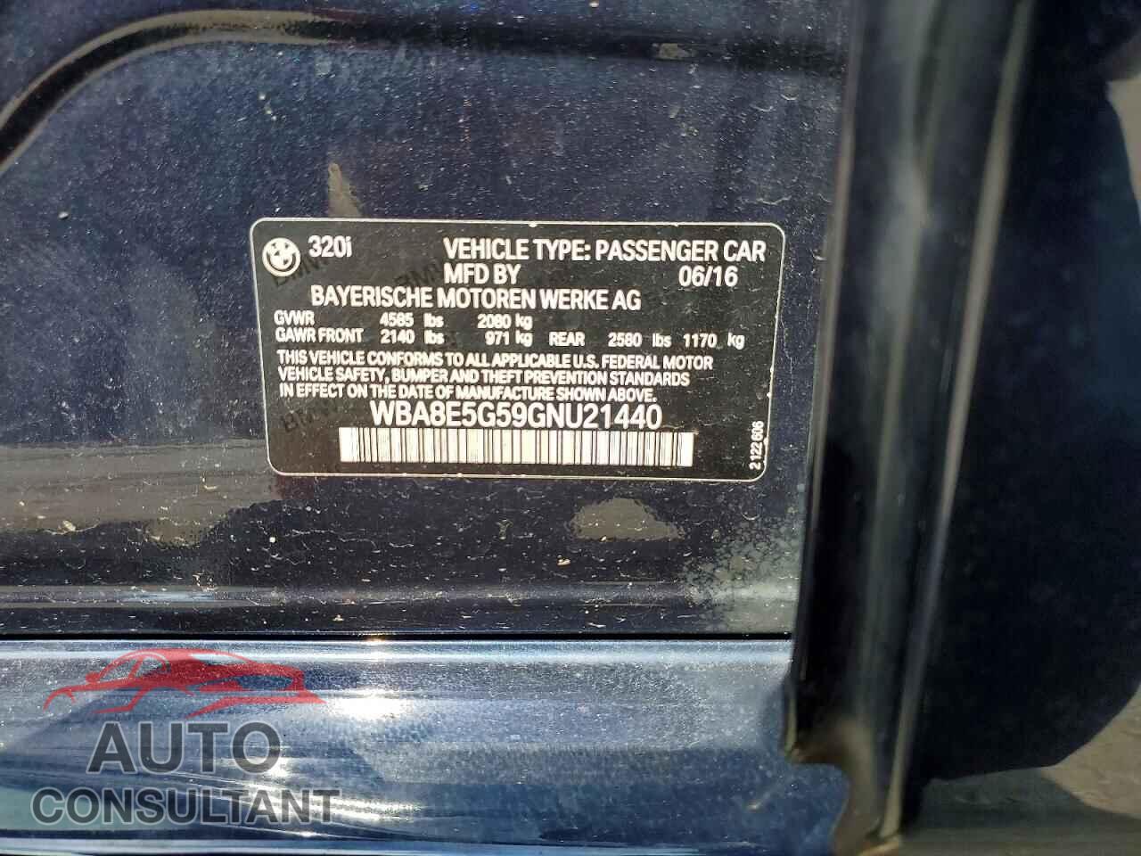 BMW 3 SERIES 2016 - WBA8E5G59GNU21440
