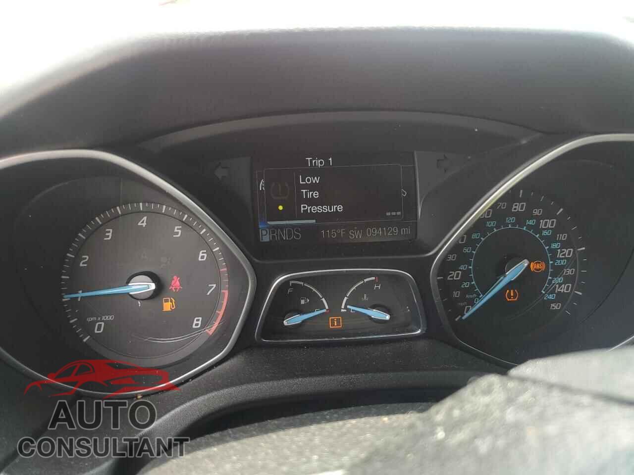 FORD FOCUS 2012 - 1FAHP3M2XCL160553