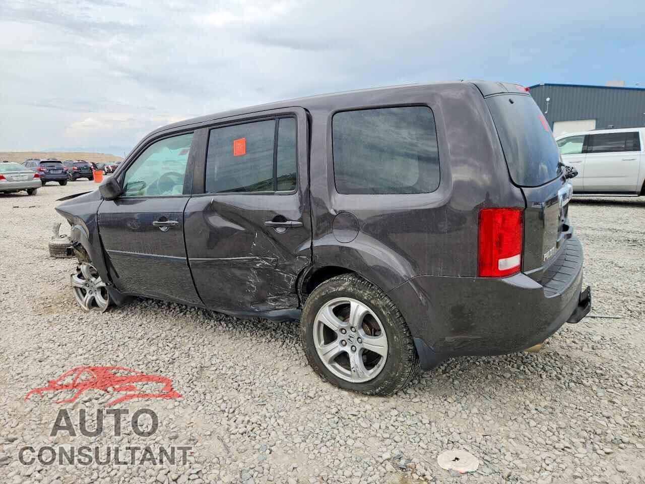 HONDA PILOT 2015 - 5FNYF4H59FB023652