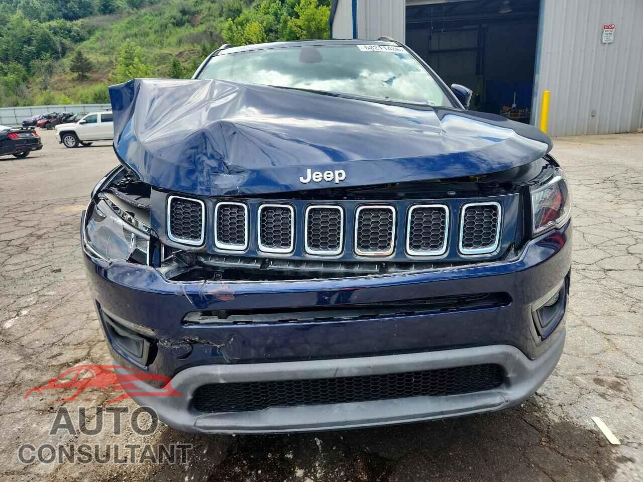 JEEP COMPASS 2018 - 3C4NJDBB0JT177709