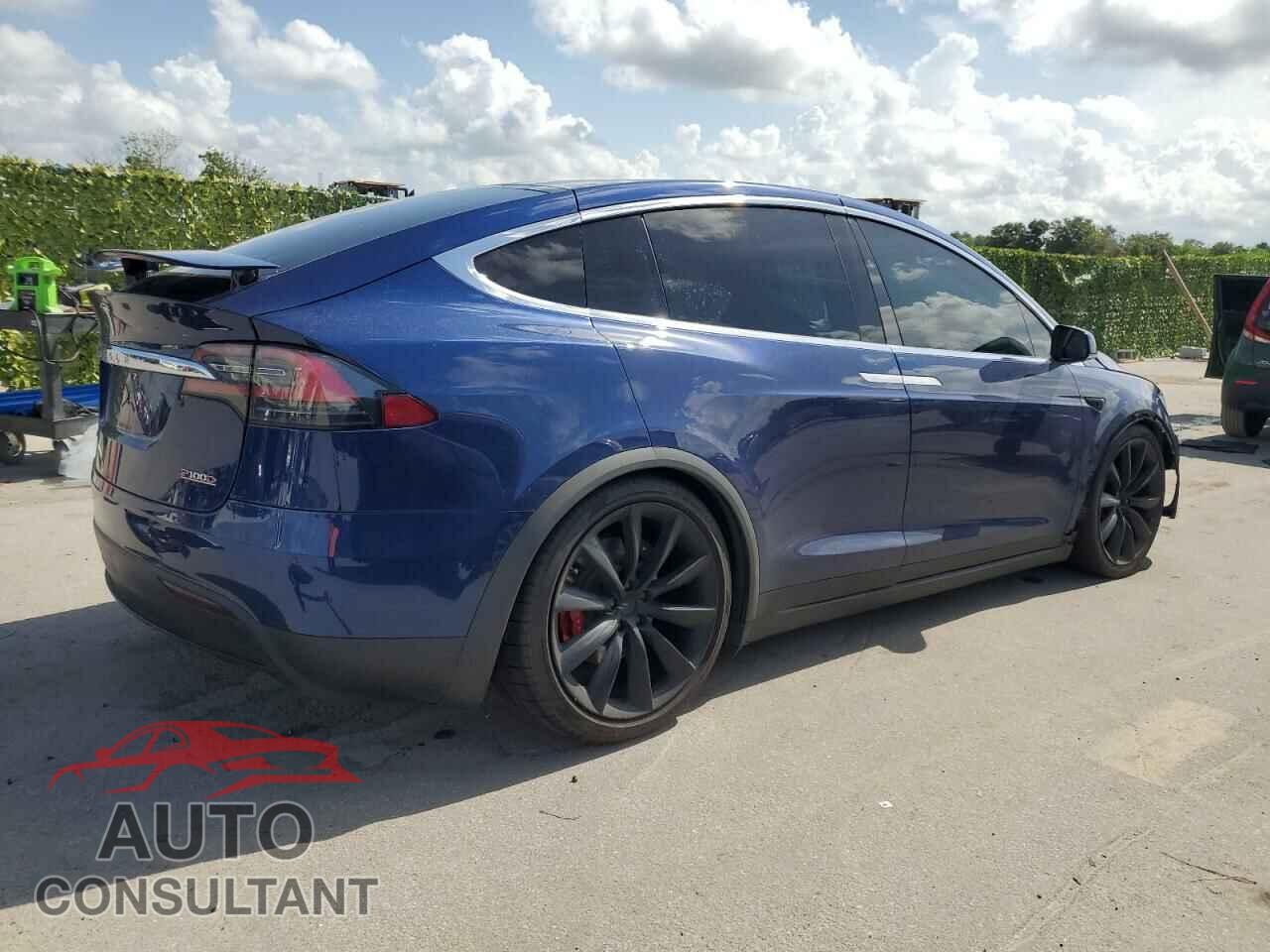 TESLA MODEL X 2017 - 5YJXCBE4XHF051760