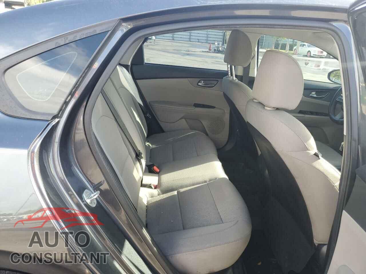 KIA FORTE 2019 - 3KPF24AD7KE120479