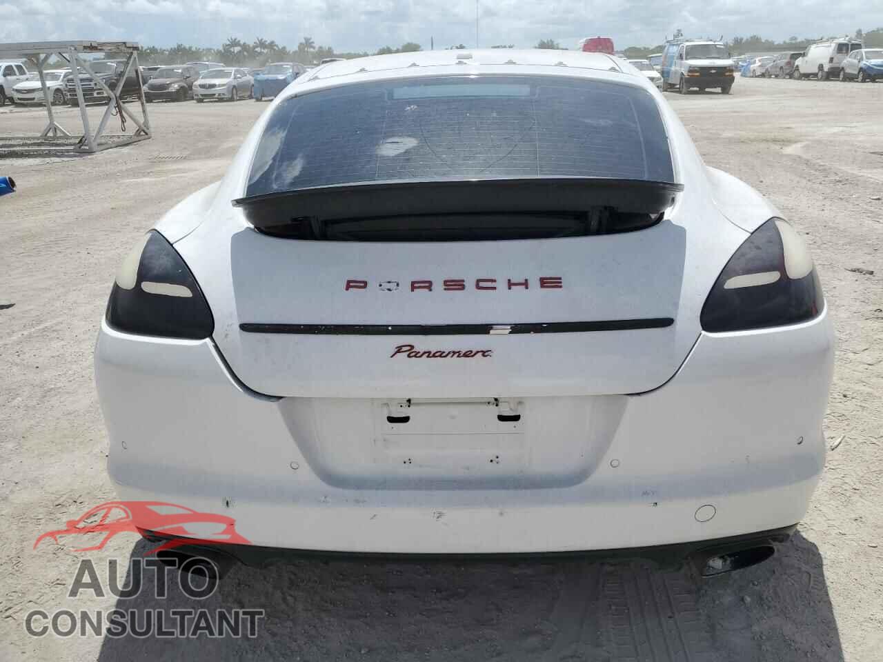 PORSCHE PANAMERA 2011 - WP0AA2A76BL013720
