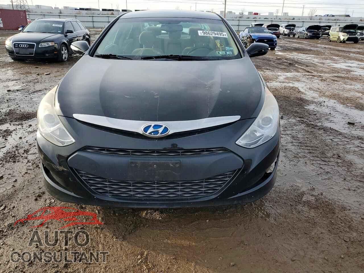 HYUNDAI SONATA 2014 - KMHEC4A42EA108347