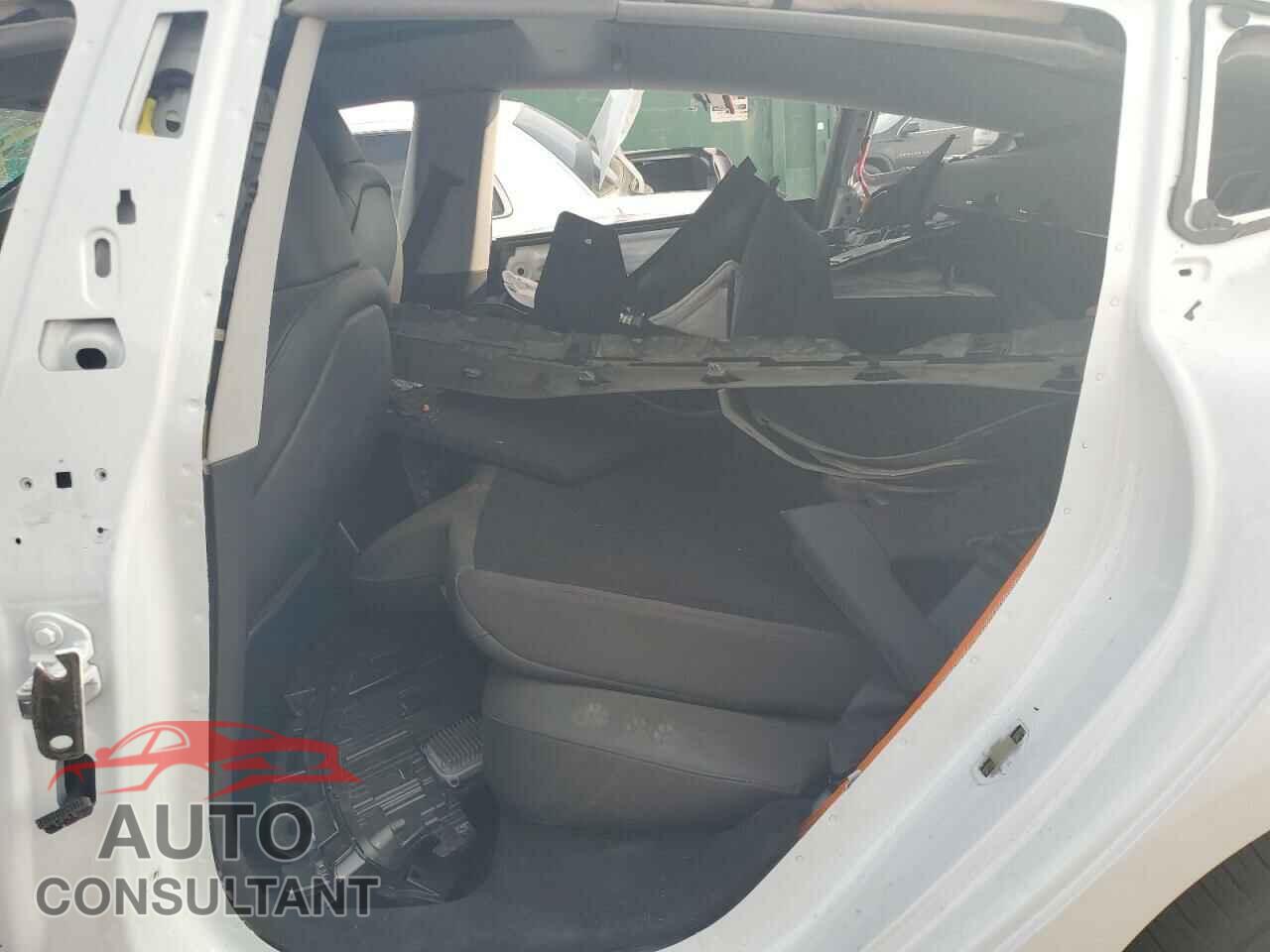 TESLA MODEL 3 2024 - 5YJ3E1EA7RF732484