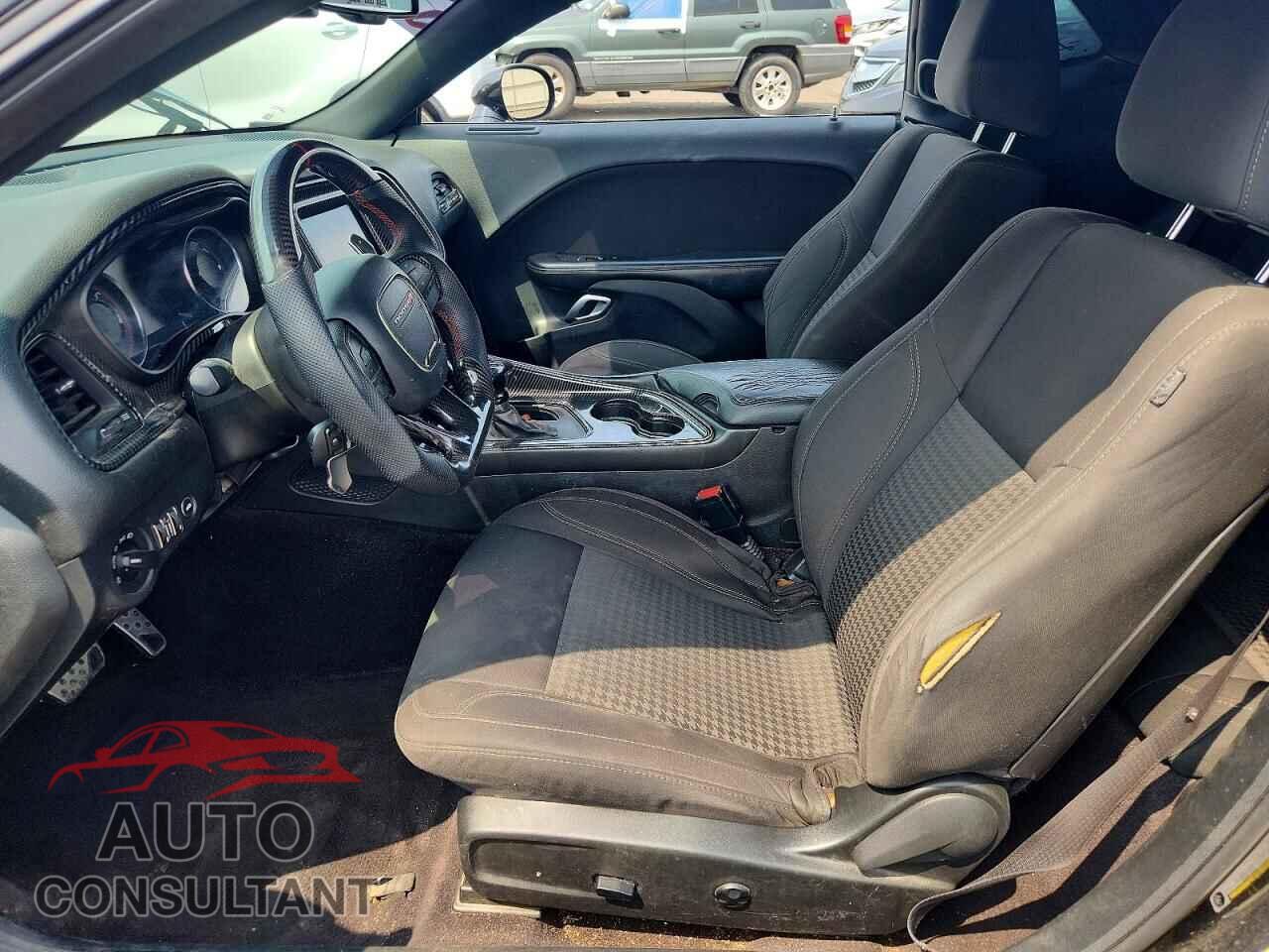 DODGE CHALLENGER 2018 - 2C3CDZAG9JH270878