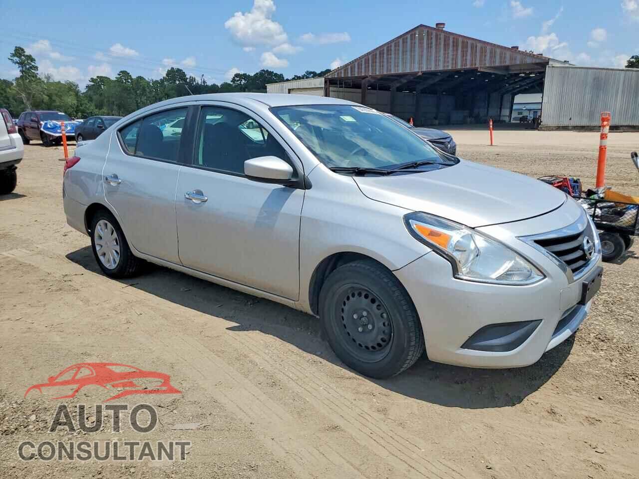 NISSAN VERSA 2019 - 3N1CN7AP7KL862904