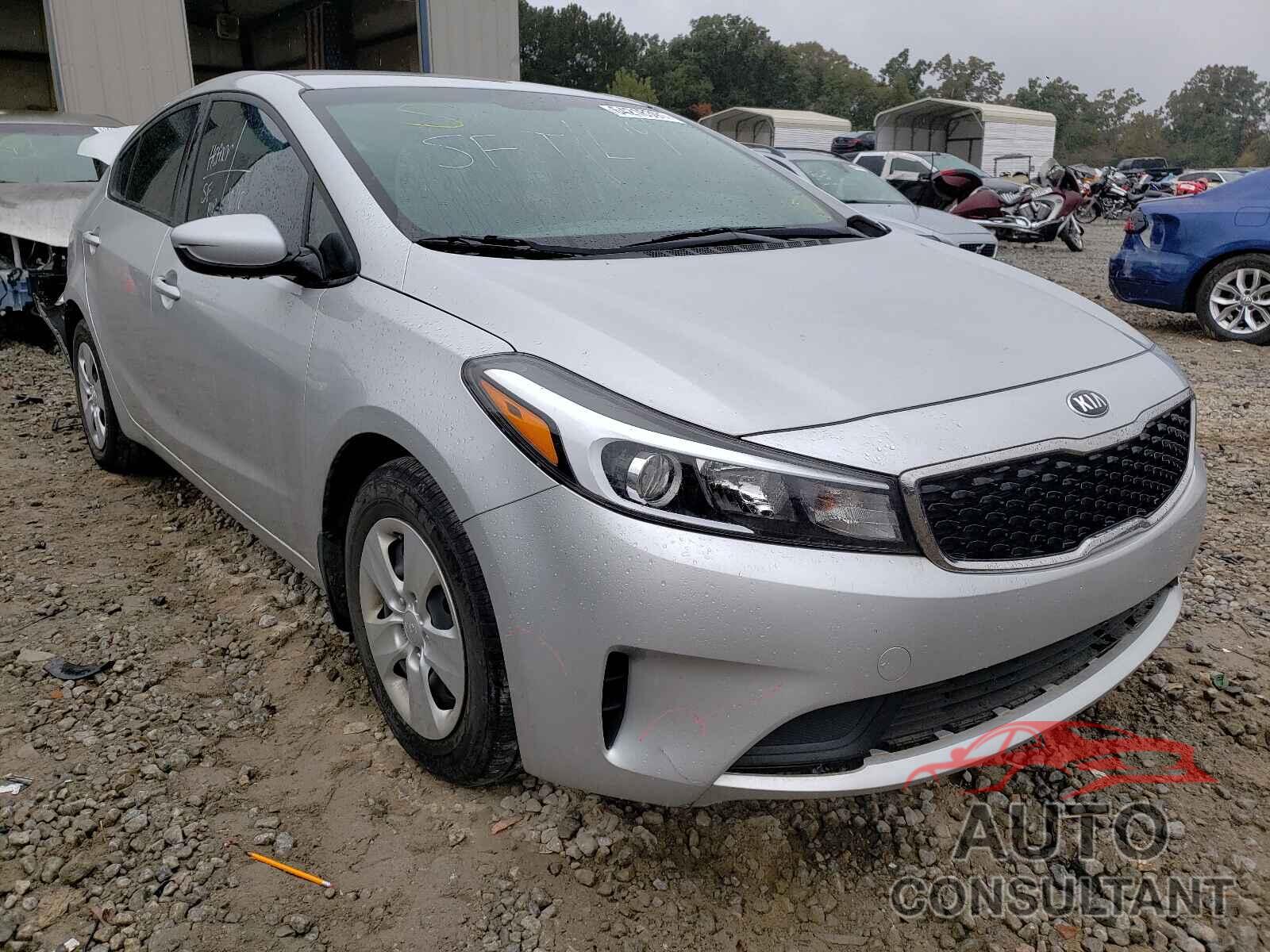 KIA FORTE 2018 - 3KPFK4A75JE262919