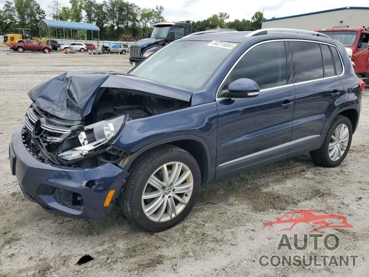 VOLKSWAGEN TIGUAN 2017 - WVGMV7AX6HK002838