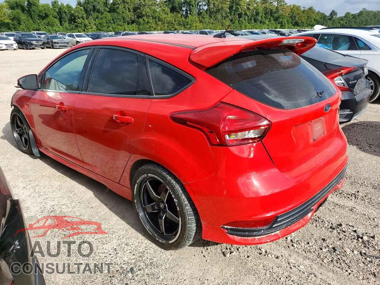 FORD FOCUS 2017 - 1FADP3L97HL348967