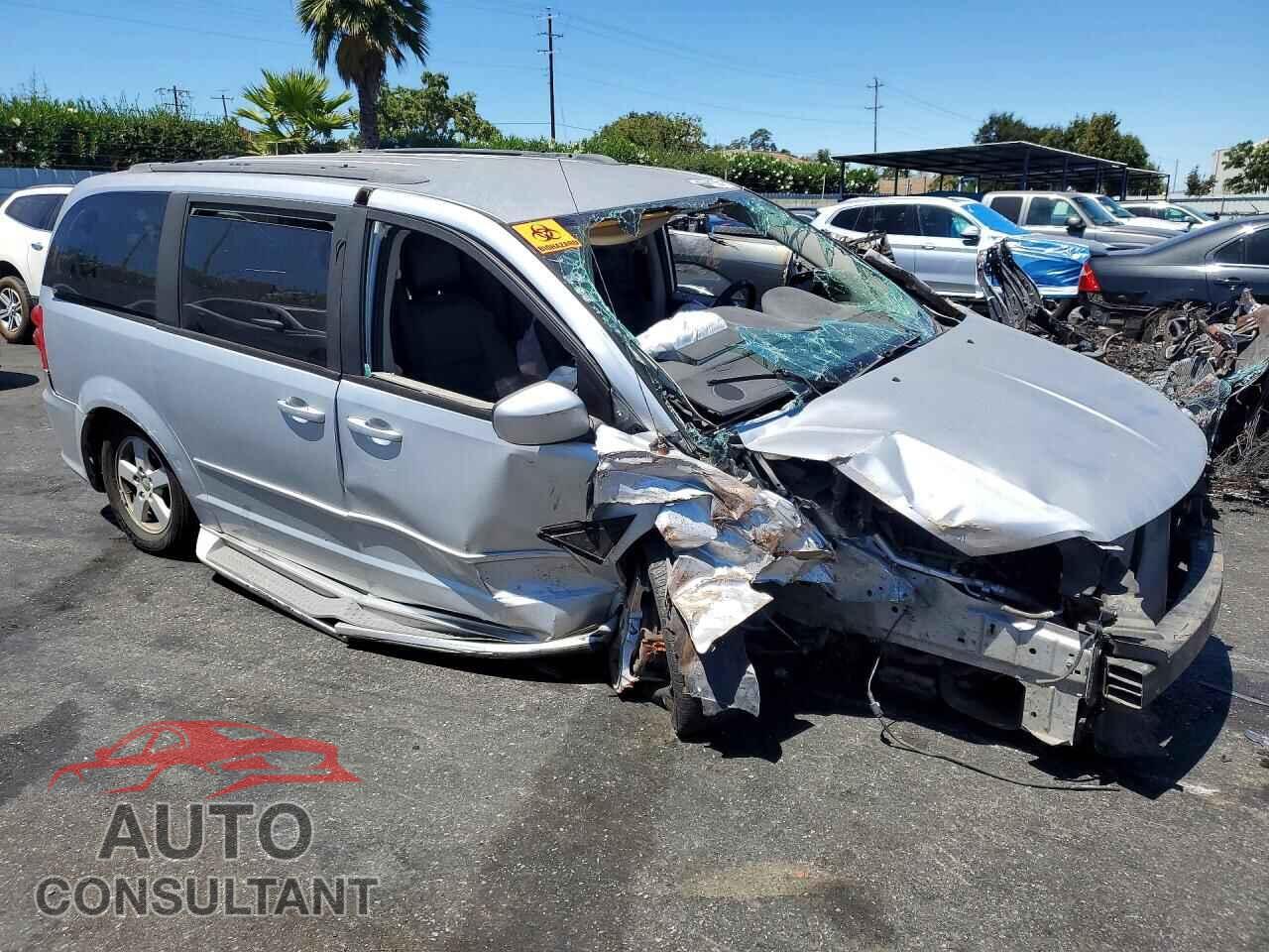 DODGE CARAVAN 2011 - 2D4RN3DG9BR731099