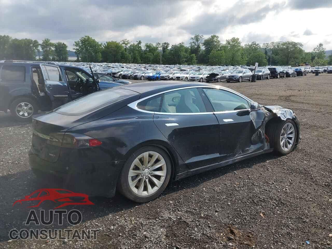 TESLA MODEL S 2018 - 5YJSA1E21JF287146