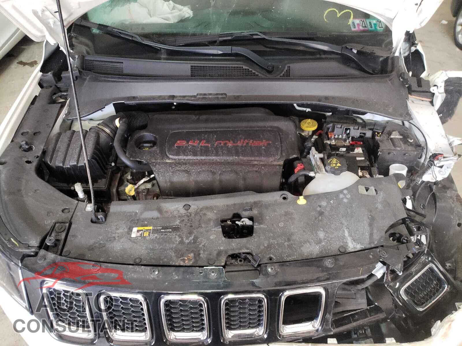JEEP COMPASS 2018 - 3C4NJDBB8JT423468