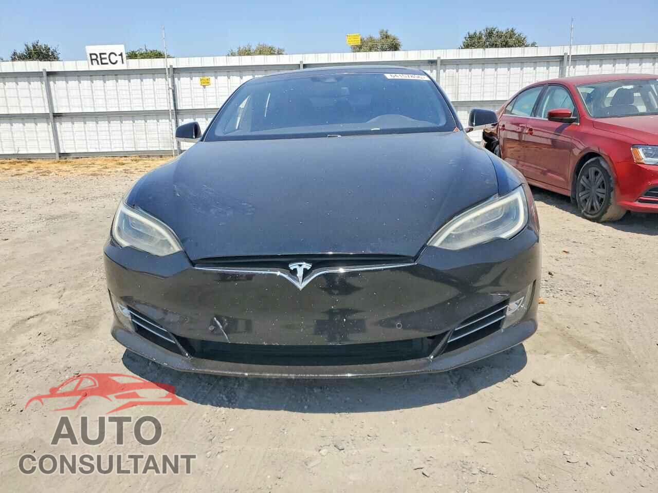 TESLA MODEL S 2016 - 5YJSA1E42GF141171