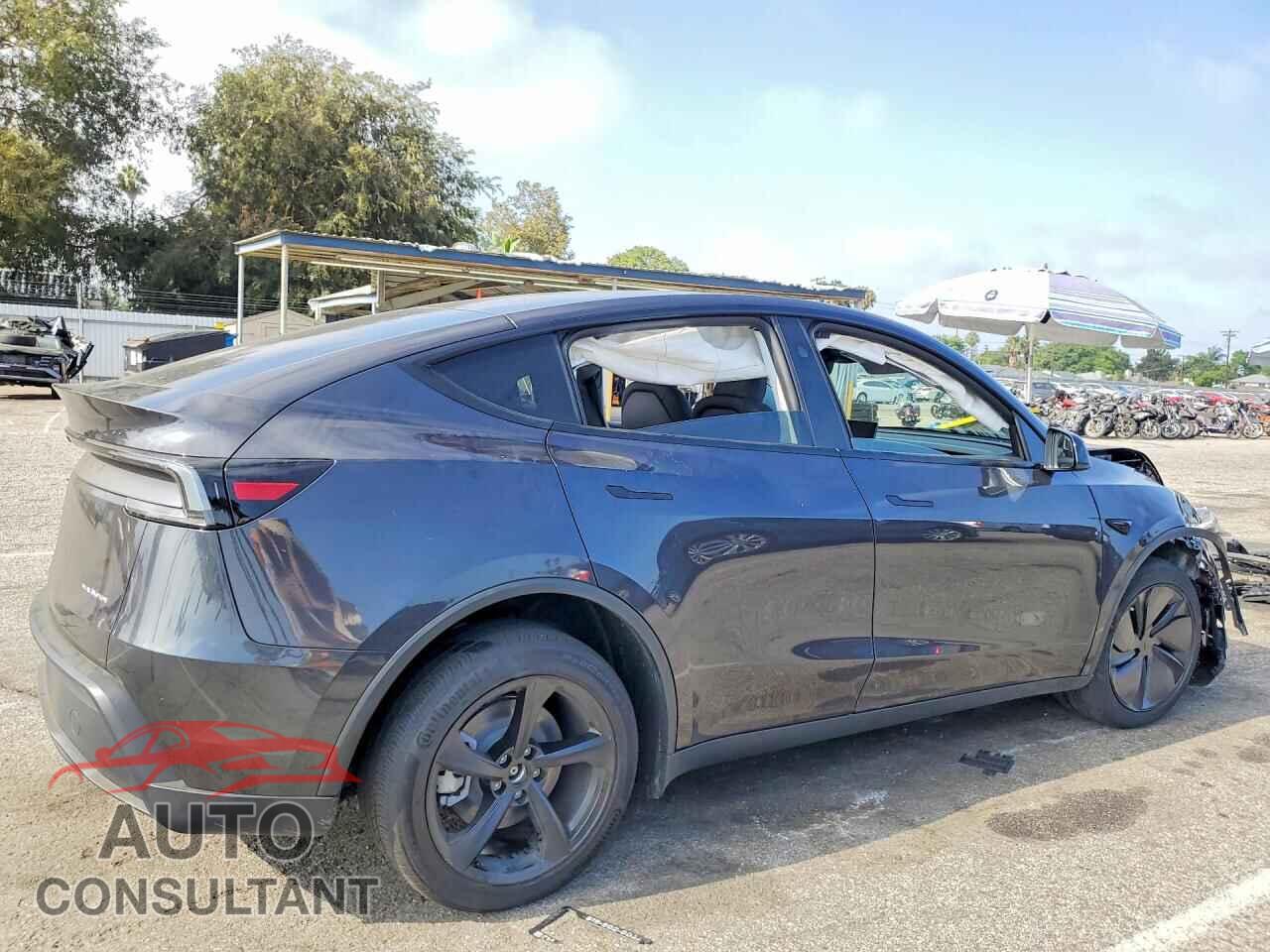 TESLA MODEL Y 2026 - 7SAYGDEEXTF564211