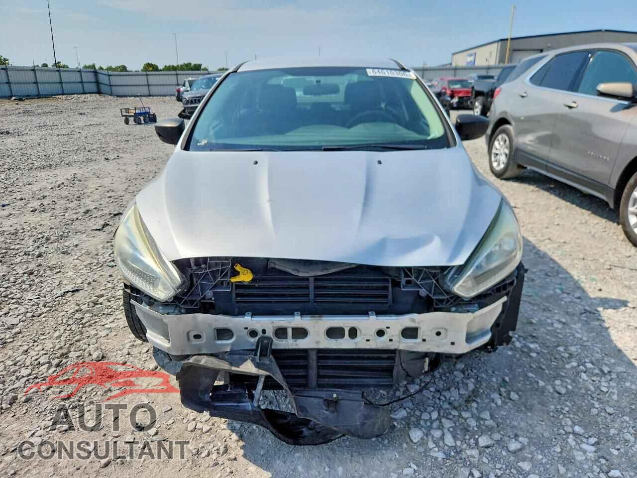 FORD FOCUS 2015 - 1FADP3E29FL299932