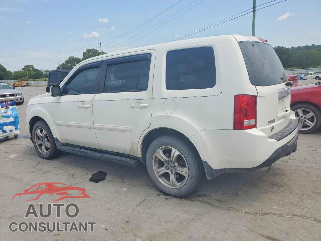 HONDA PILOT 2013 - 5FNYF3H56DB036110
