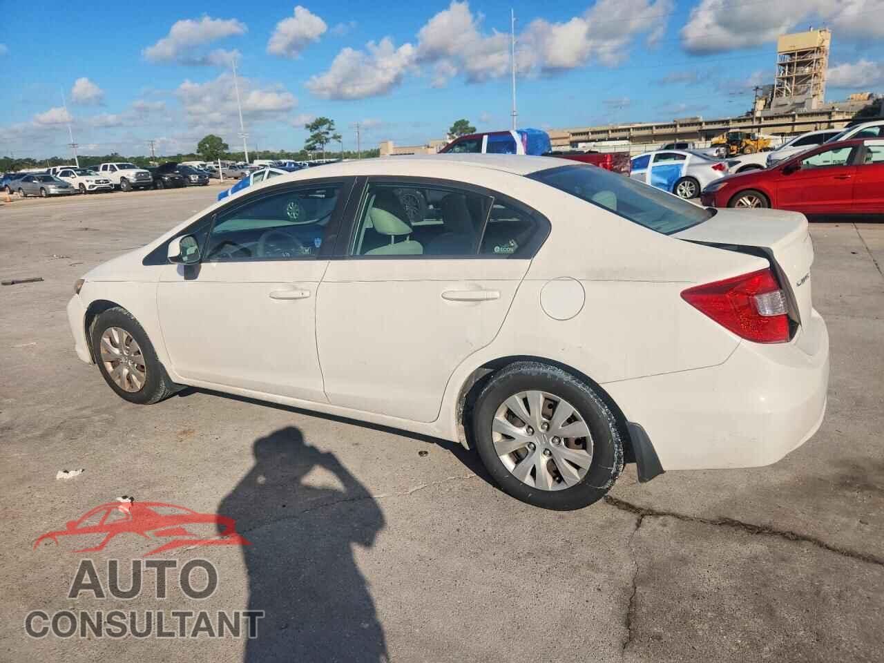HONDA CIVIC 2012 - 2HGFB2F50CH577860