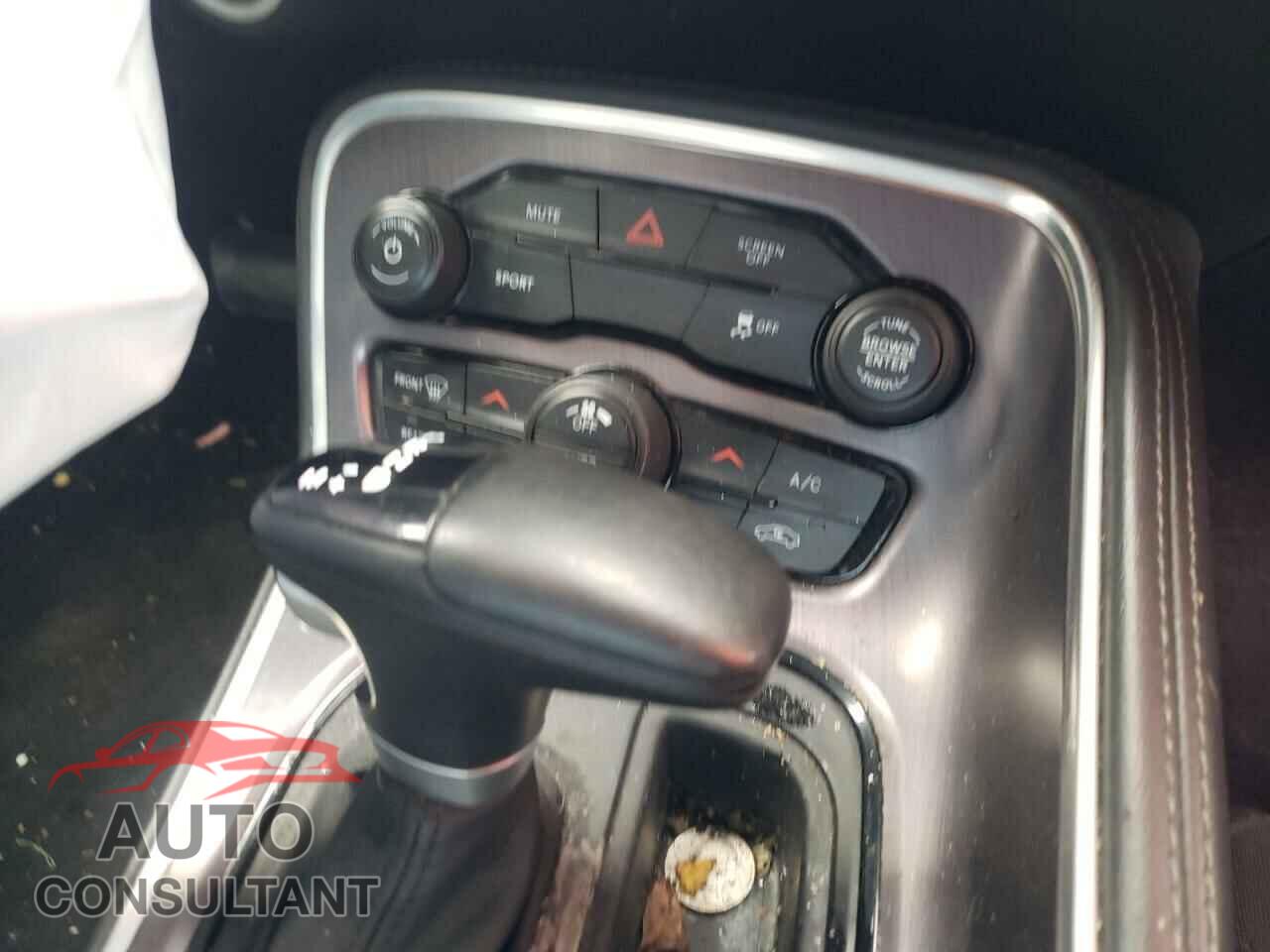 DODGE CHALLENGER 2017 - 2C3CDZBTXHH572637