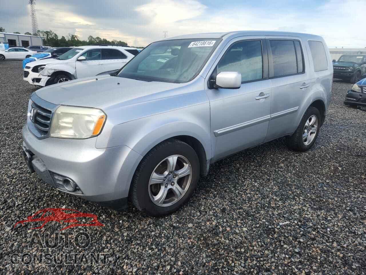 HONDA PILOT 2013 - 5FNYF3H53DB013710