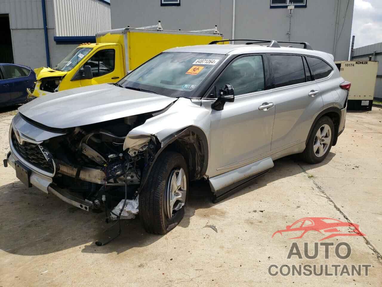 TOYOTA HIGHLANDER 2022 - 5TDCZRBHXNS168761