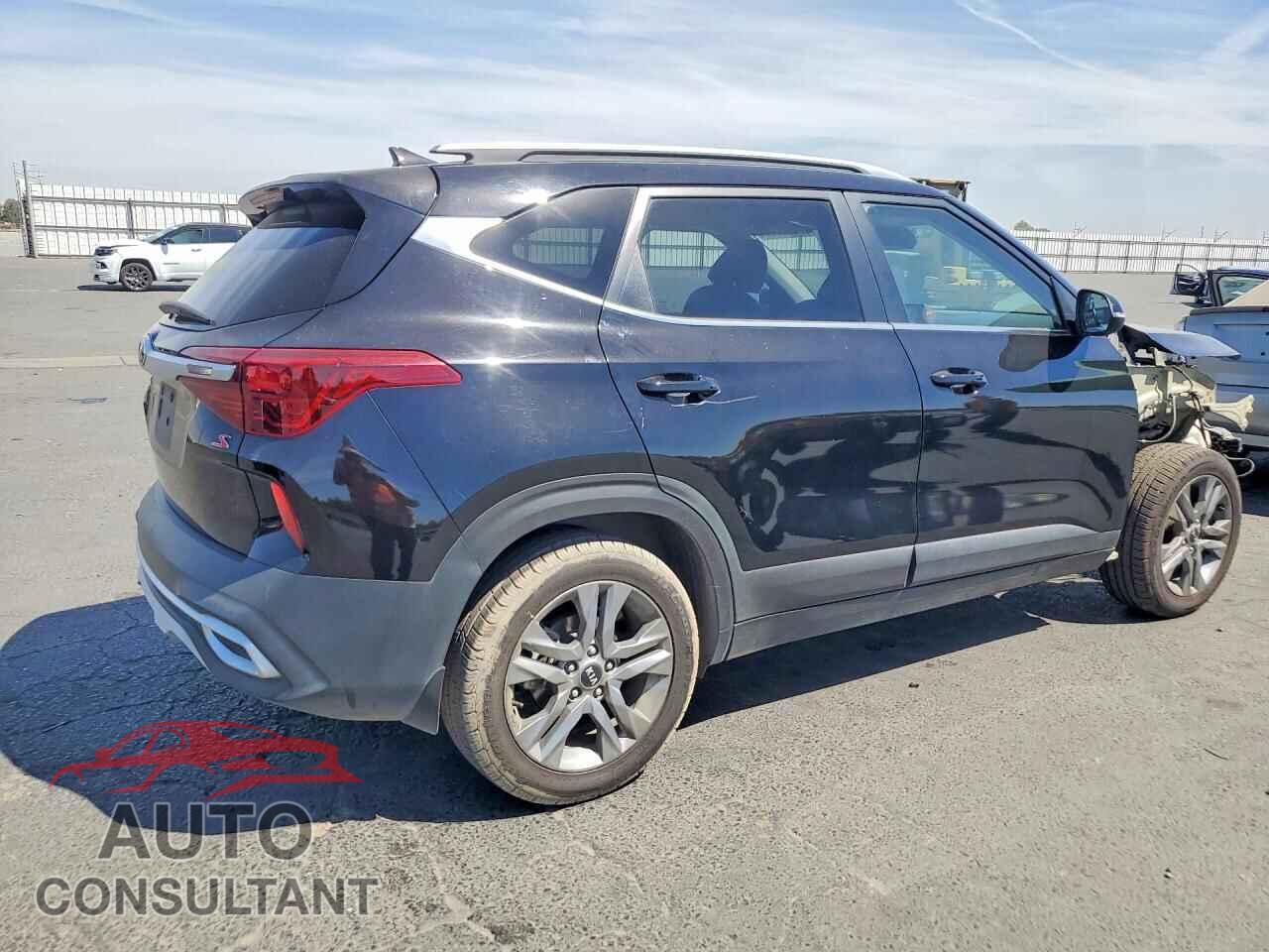 KIA SELTOS 2021 - KNDEU2AA2M7141663