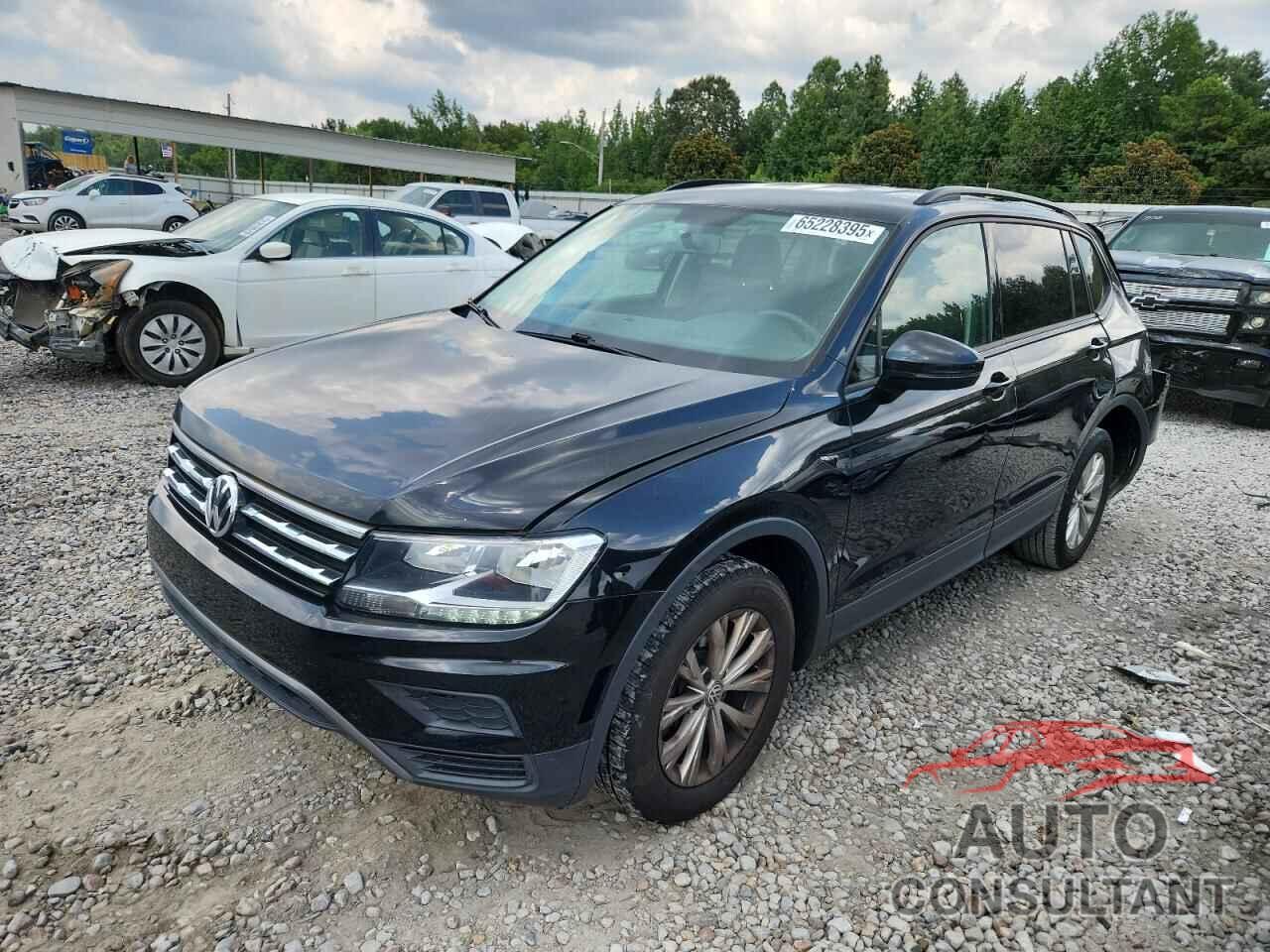 VOLKSWAGEN TIGUAN 2018 - 3VV1B7AX3JM054802