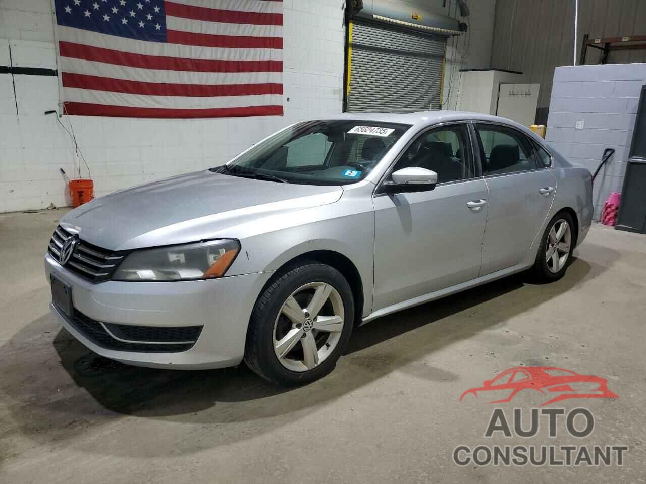 VOLKSWAGEN PASSAT 2013 - 1VWBP7A33DC031461