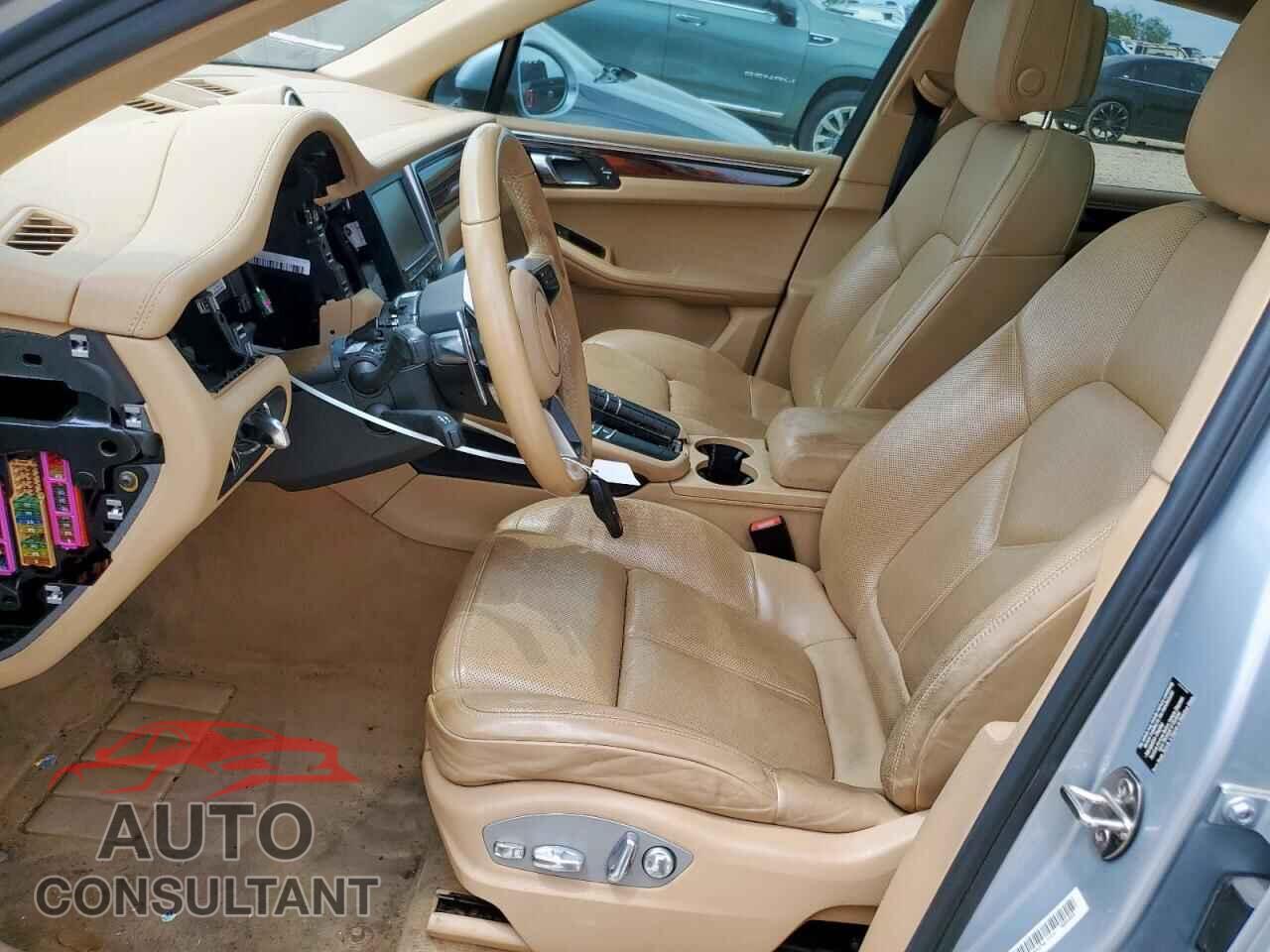 PORSCHE MACAN 2016 - WP1AB2A52GLB57038